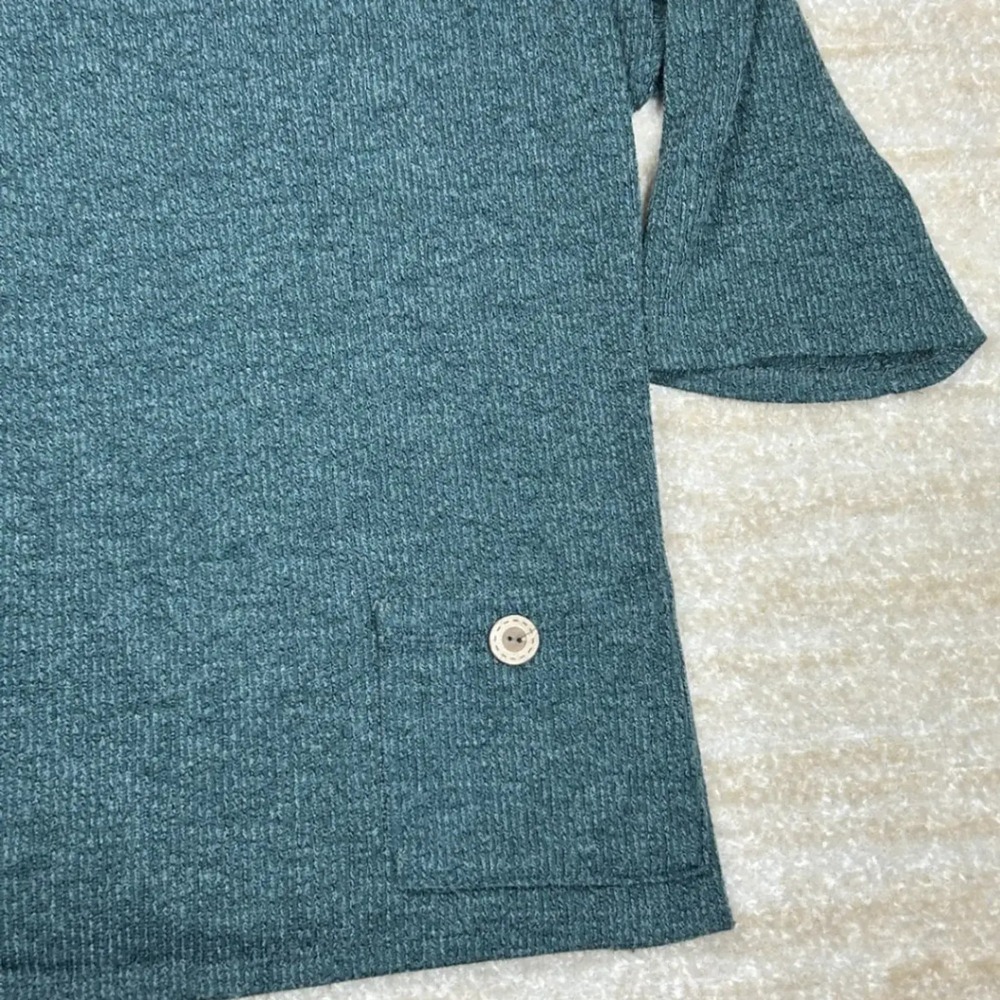 CURE Womens Boho Pocket Front Knit Top Green Large M3-2449 Relaxed Fit Pockets - Picture 3 of 7